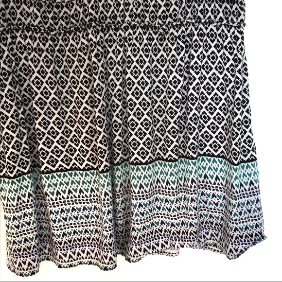 Max Studio empire waist printed tank top large - Picture 4 of 8